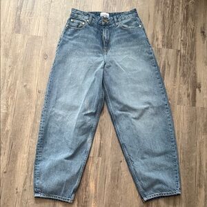 Ganni Women's Boyfriend Jeans in Blue